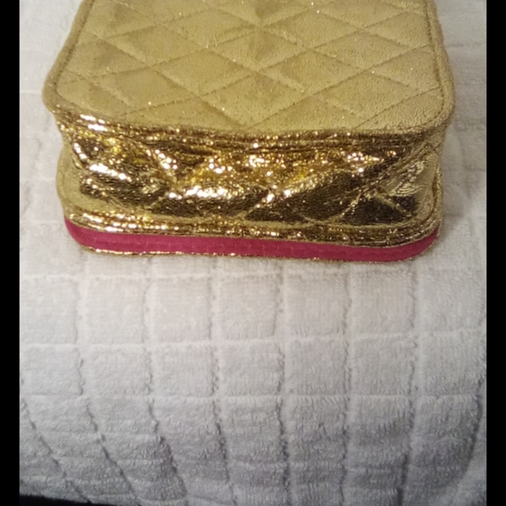 Handbag - Picture 9 of 10
